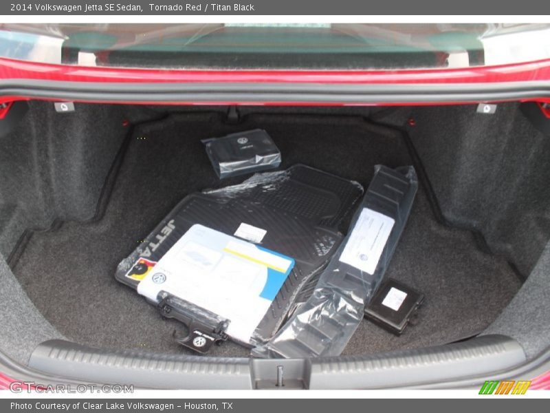 Tornado Red / Titan Black 2014 Volkswagen Jetta SE Sedan