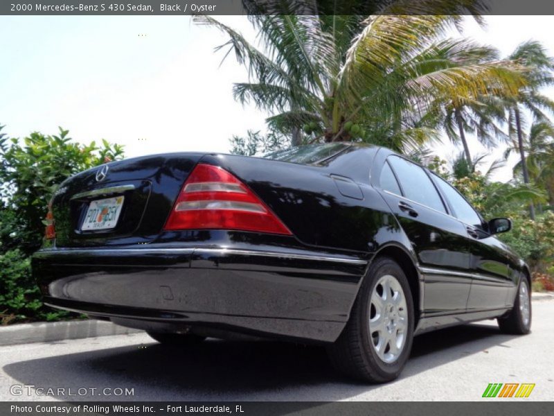 Black / Oyster 2000 Mercedes-Benz S 430 Sedan