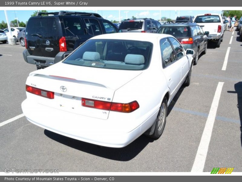 Super White / Gray 1999 Toyota Camry LE V6