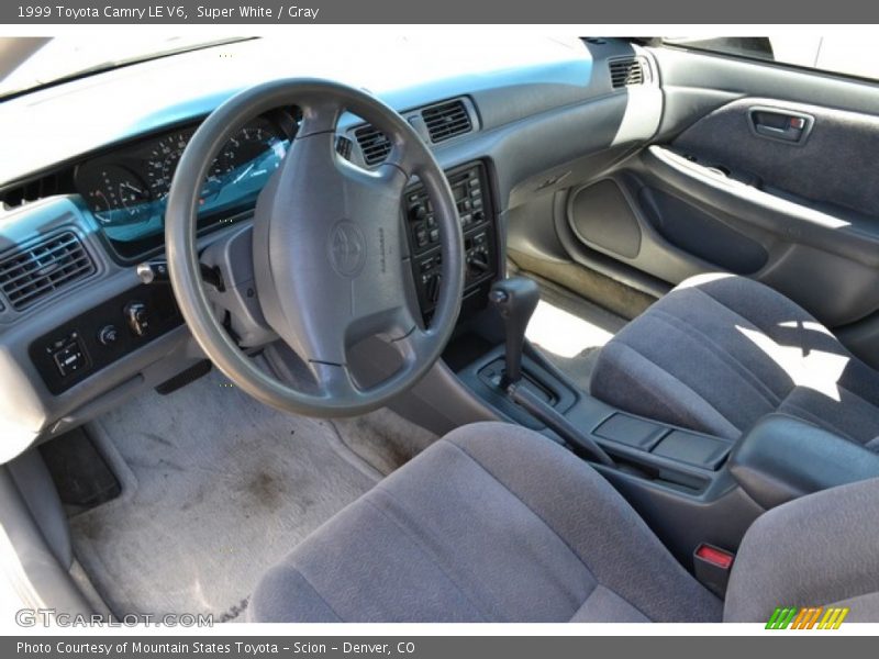 Super White / Gray 1999 Toyota Camry LE V6