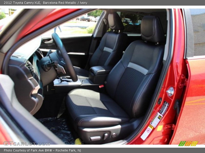 Barcelona Red Metallic / Ivory 2012 Toyota Camry XLE
