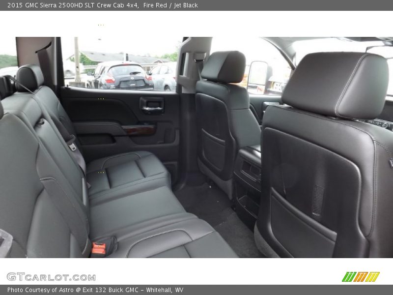 Fire Red / Jet Black 2015 GMC Sierra 2500HD SLT Crew Cab 4x4