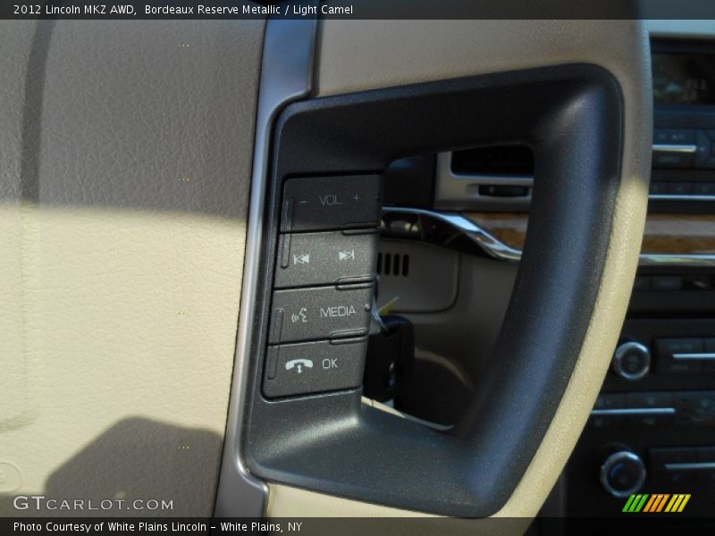 Bordeaux Reserve Metallic / Light Camel 2012 Lincoln MKZ AWD