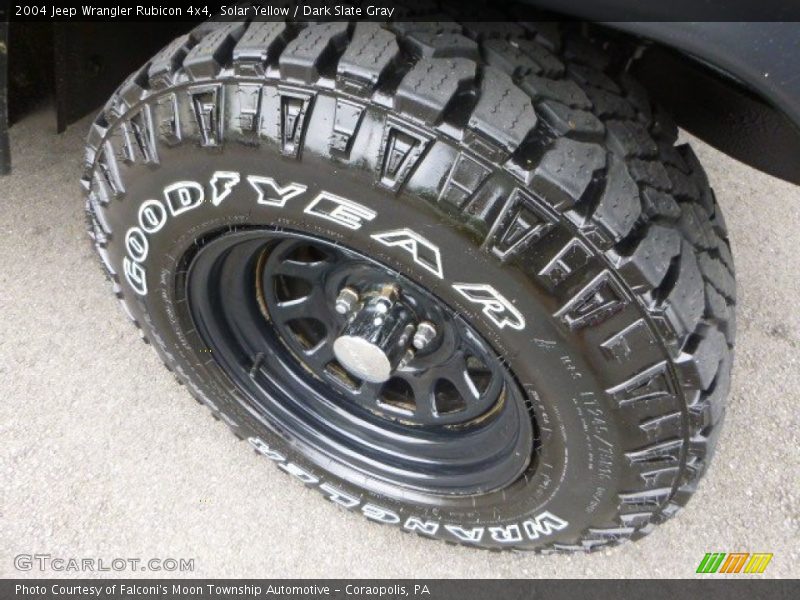 Solar Yellow / Dark Slate Gray 2004 Jeep Wrangler Rubicon 4x4