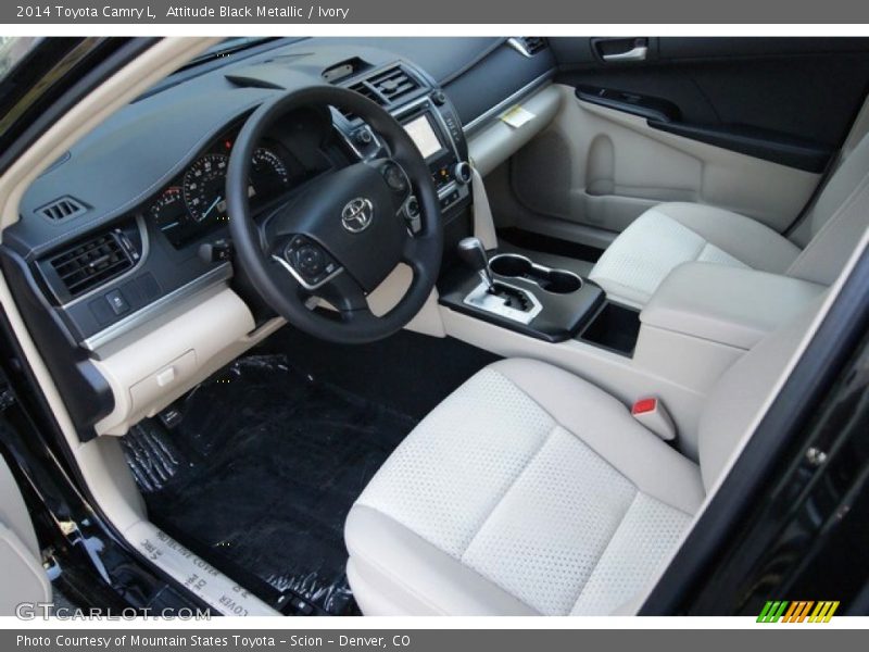 Attitude Black Metallic / Ivory 2014 Toyota Camry L
