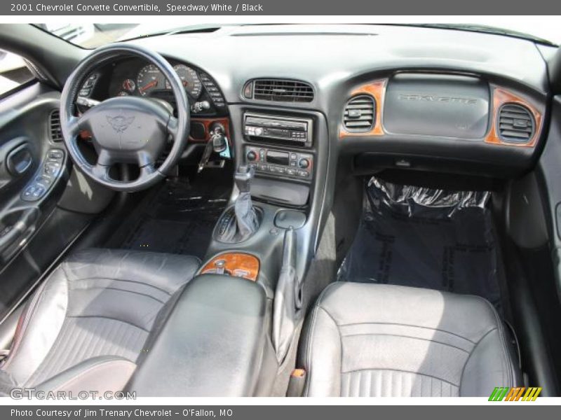 Speedway White / Black 2001 Chevrolet Corvette Convertible