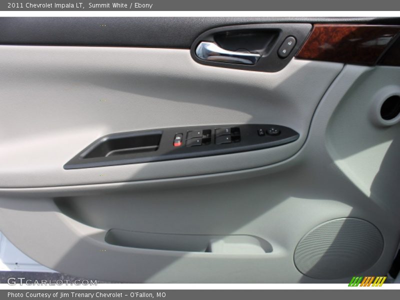 Summit White / Ebony 2011 Chevrolet Impala LT