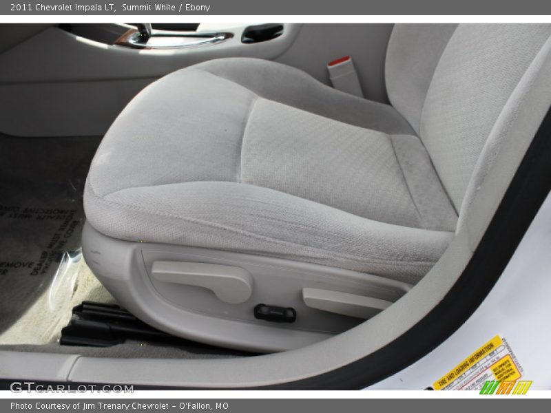 Summit White / Ebony 2011 Chevrolet Impala LT