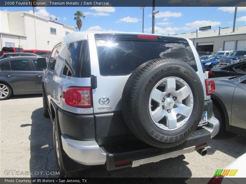 Titanium Metallic / Dark Charcoal 2008 Toyota FJ Cruiser