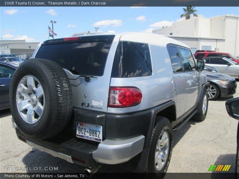 Titanium Metallic / Dark Charcoal 2008 Toyota FJ Cruiser