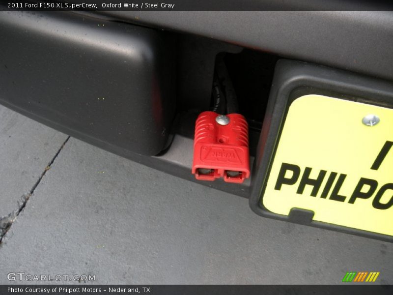 Oxford White / Steel Gray 2011 Ford F150 XL SuperCrew