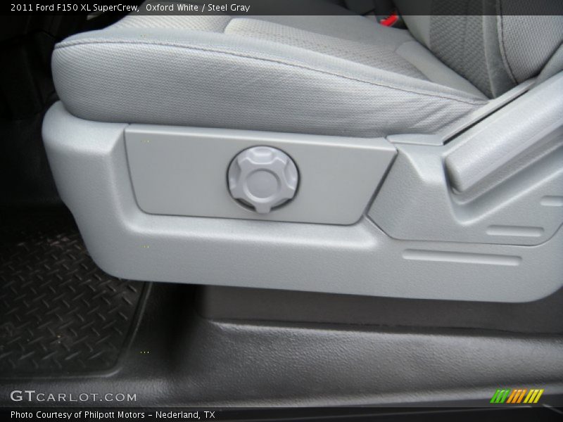 Oxford White / Steel Gray 2011 Ford F150 XL SuperCrew
