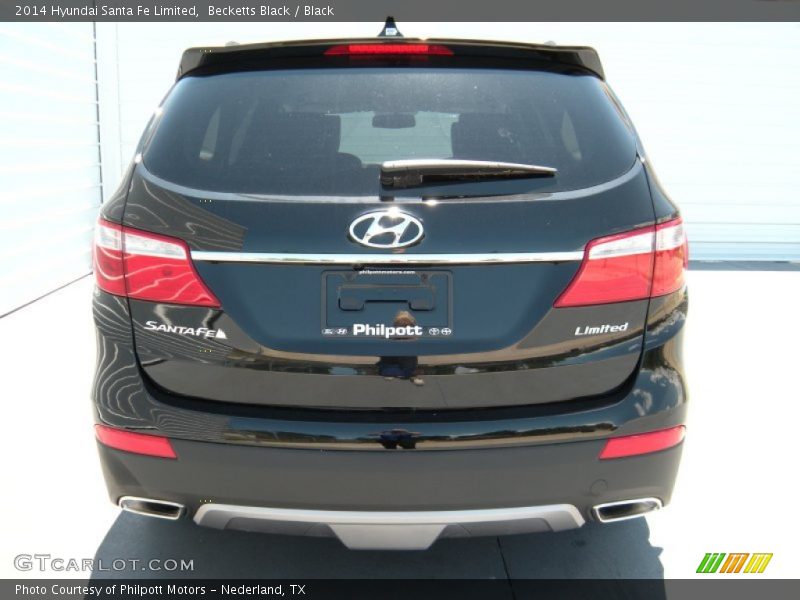 Becketts Black / Black 2014 Hyundai Santa Fe Limited