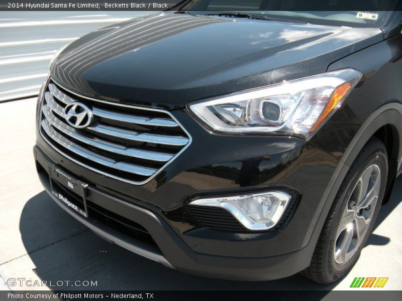 Becketts Black / Black 2014 Hyundai Santa Fe Limited