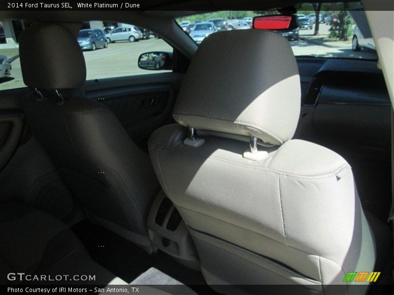 White Platinum / Dune 2014 Ford Taurus SEL