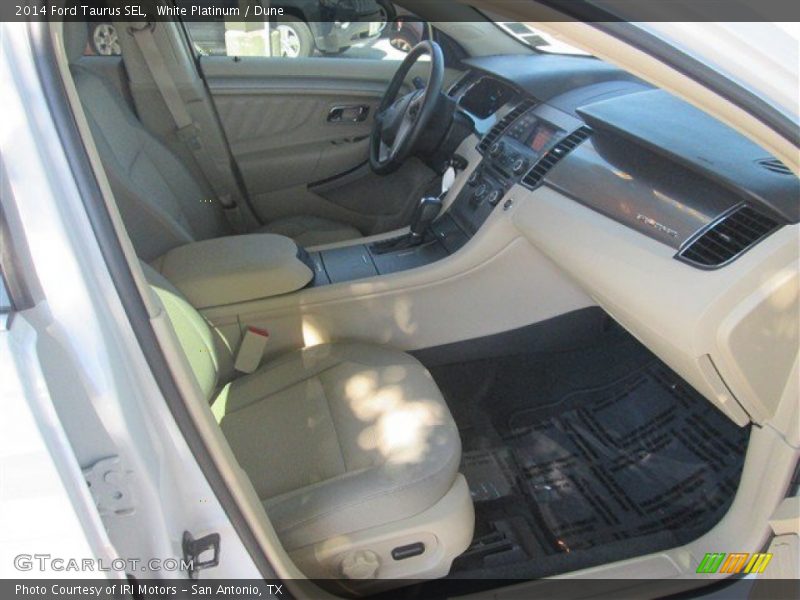 White Platinum / Dune 2014 Ford Taurus SEL