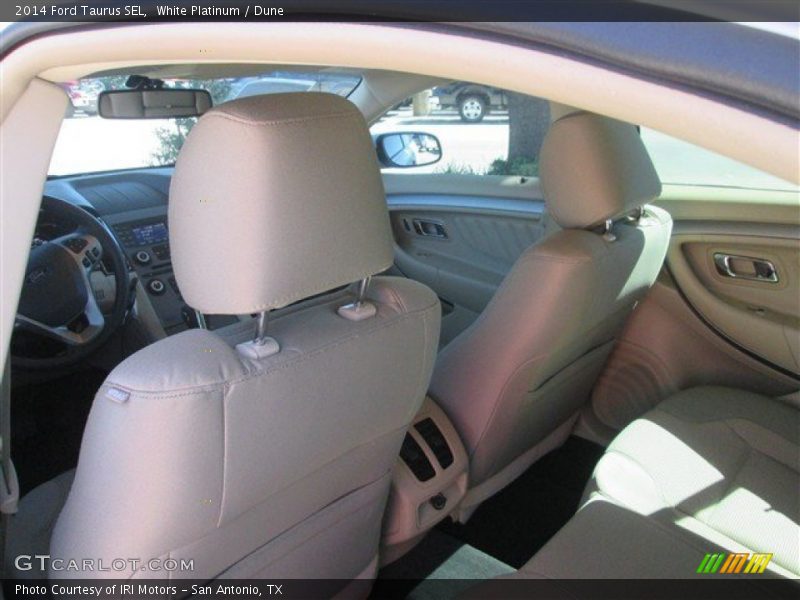White Platinum / Dune 2014 Ford Taurus SEL