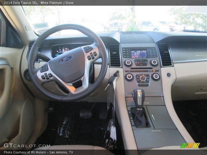 White Platinum / Dune 2014 Ford Taurus SEL