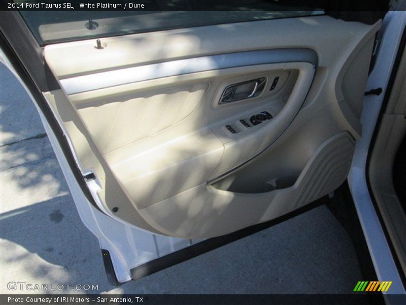 White Platinum / Dune 2014 Ford Taurus SEL
