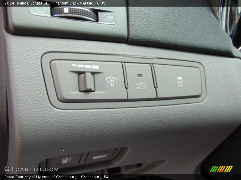 Phantom Black Metallic / Gray 2014 Hyundai Sonata GLS