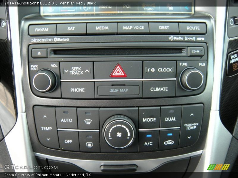 Venetian Red / Black 2014 Hyundai Sonata SE 2.0T