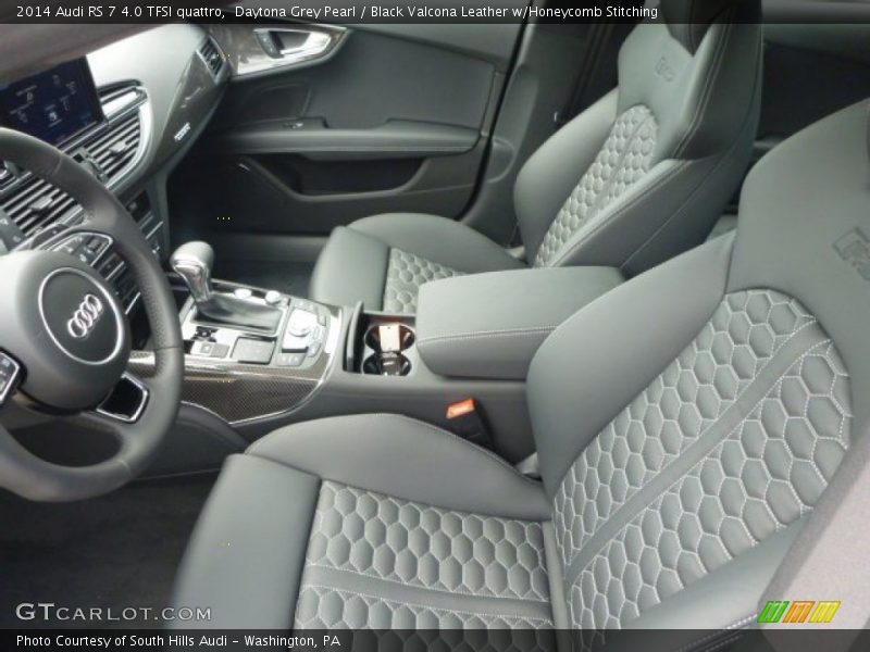 Front Seat of 2014 RS 7 4.0 TFSI quattro