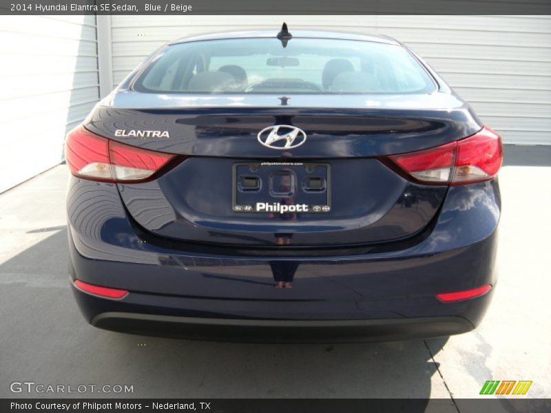 Blue / Beige 2014 Hyundai Elantra SE Sedan