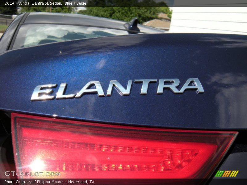 Blue / Beige 2014 Hyundai Elantra SE Sedan