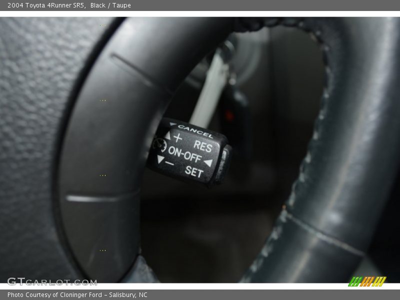 Black / Taupe 2004 Toyota 4Runner SR5