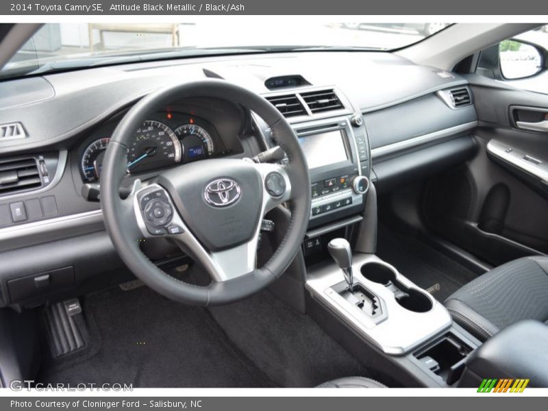 Attitude Black Metallic / Black/Ash 2014 Toyota Camry SE