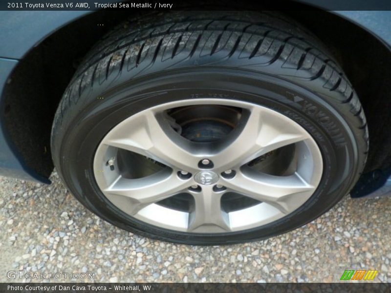 Tropical Sea Metallic / Ivory 2011 Toyota Venza V6 AWD