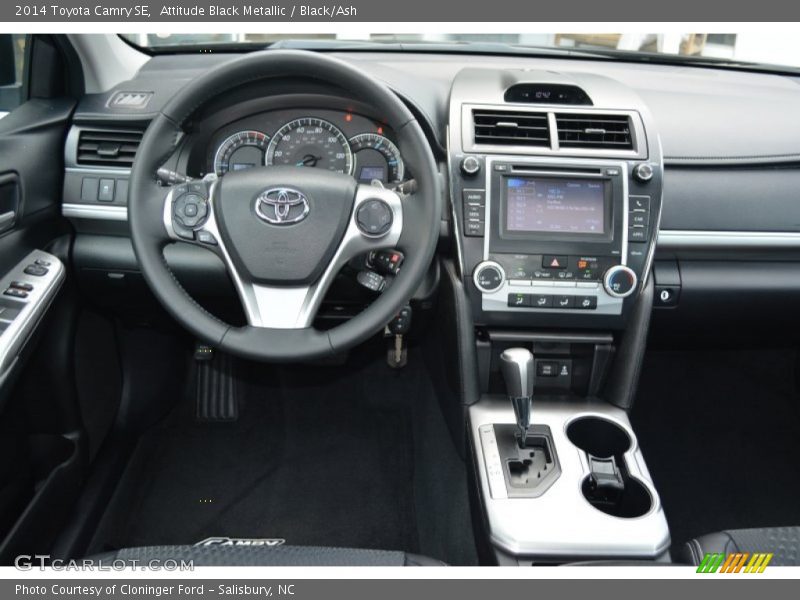 Attitude Black Metallic / Black/Ash 2014 Toyota Camry SE