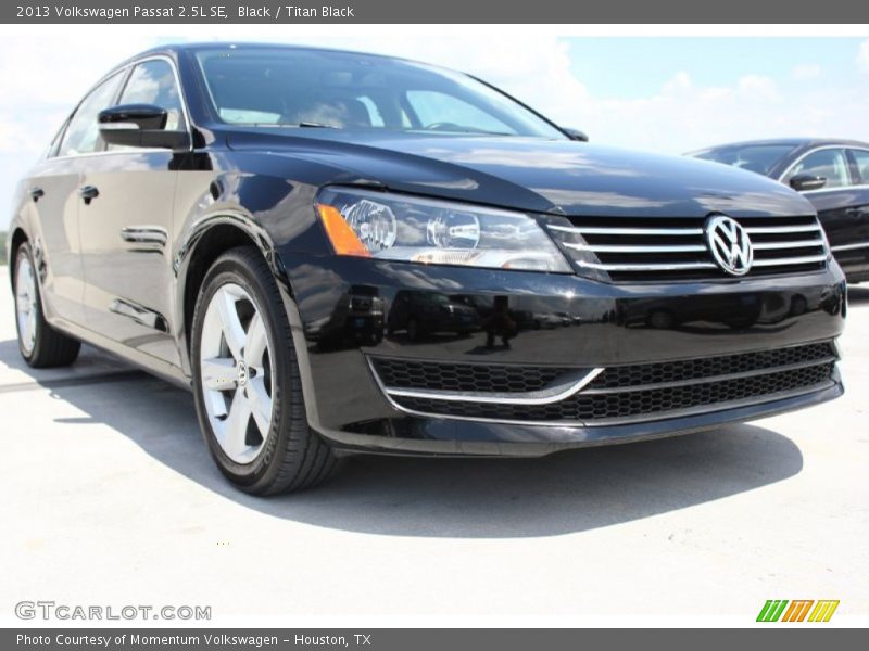 Black / Titan Black 2013 Volkswagen Passat 2.5L SE