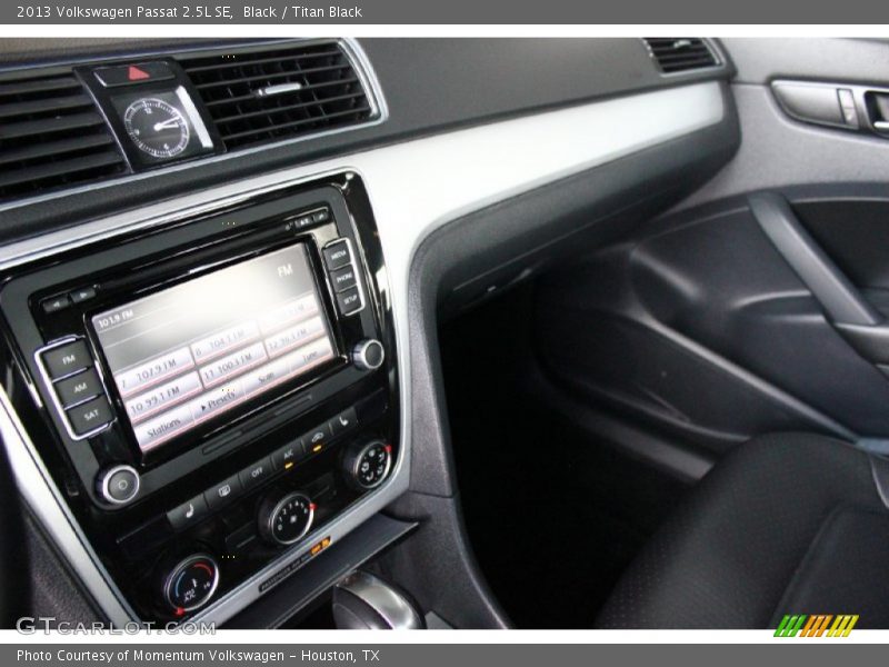 Black / Titan Black 2013 Volkswagen Passat 2.5L SE