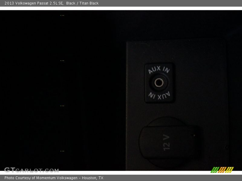 Black / Titan Black 2013 Volkswagen Passat 2.5L SE