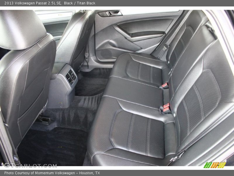 Black / Titan Black 2013 Volkswagen Passat 2.5L SE