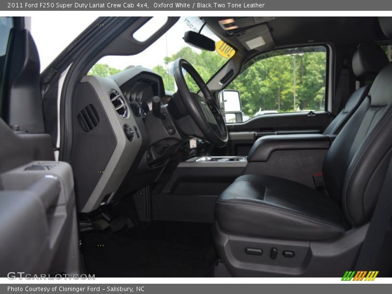 Oxford White / Black Two Tone Leather 2011 Ford F250 Super Duty Lariat Crew Cab 4x4