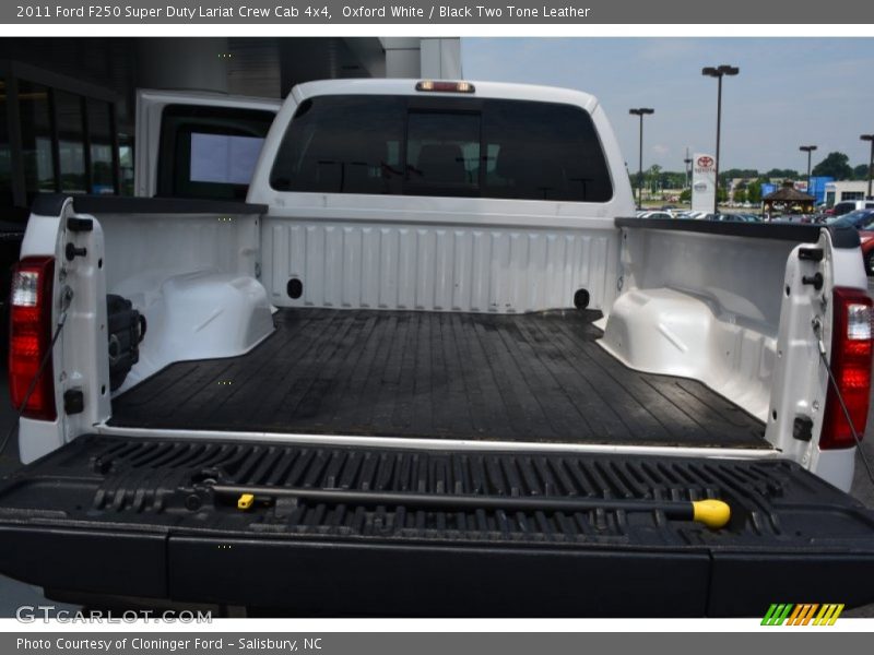 Oxford White / Black Two Tone Leather 2011 Ford F250 Super Duty Lariat Crew Cab 4x4