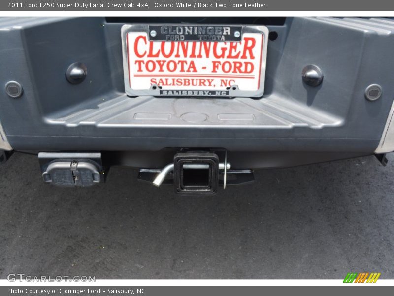 Oxford White / Black Two Tone Leather 2011 Ford F250 Super Duty Lariat Crew Cab 4x4