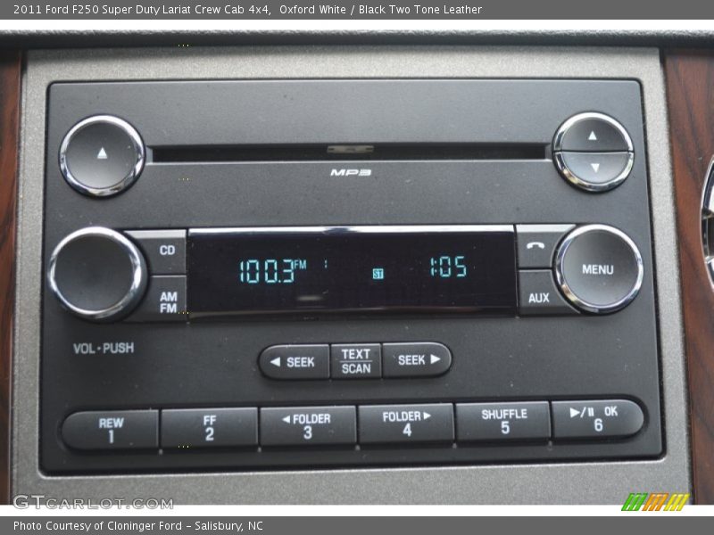 Oxford White / Black Two Tone Leather 2011 Ford F250 Super Duty Lariat Crew Cab 4x4