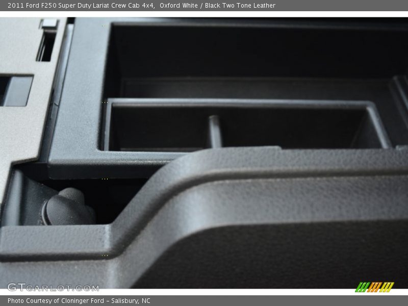 Oxford White / Black Two Tone Leather 2011 Ford F250 Super Duty Lariat Crew Cab 4x4