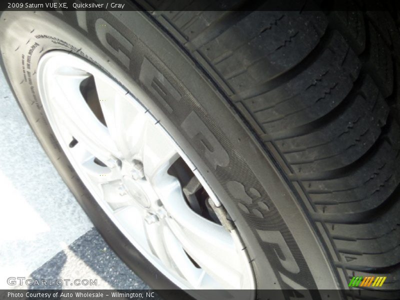 Quicksilver / Gray 2009 Saturn VUE XE