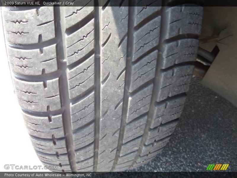 Quicksilver / Gray 2009 Saturn VUE XE