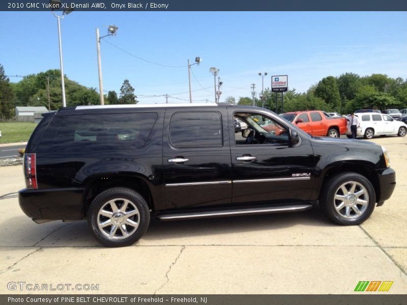 Onyx Black / Ebony 2010 GMC Yukon XL Denali AWD