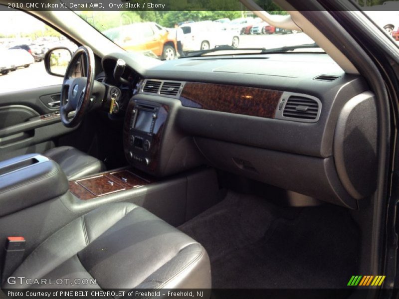 Onyx Black / Ebony 2010 GMC Yukon XL Denali AWD