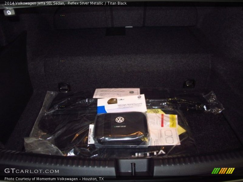 Reflex Silver Metallic / Titan Black 2014 Volkswagen Jetta SEL Sedan