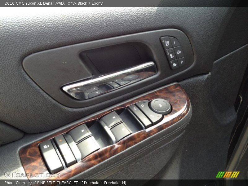 Onyx Black / Ebony 2010 GMC Yukon XL Denali AWD