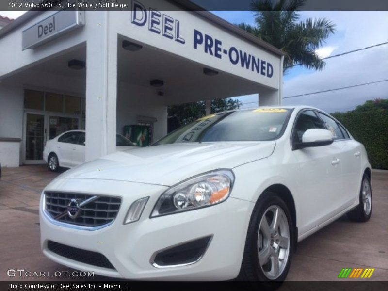 Ice White / Soft Beige 2012 Volvo S60 T5