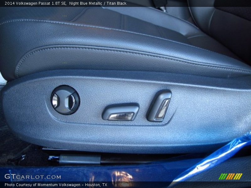 Night Blue Metallic / Titan Black 2014 Volkswagen Passat 1.8T SE