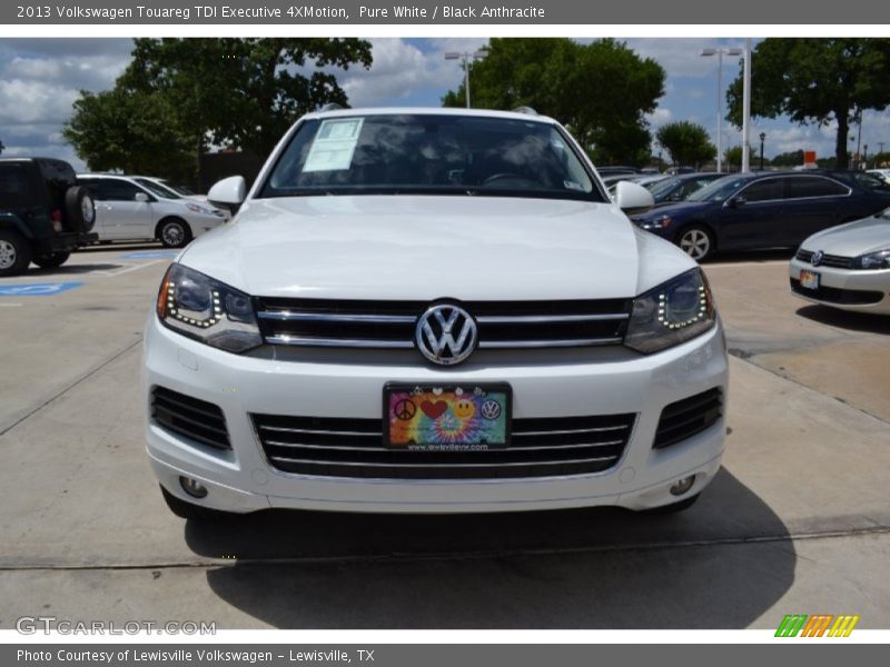 Pure White / Black Anthracite 2013 Volkswagen Touareg TDI Executive 4XMotion